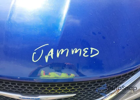 2018 Chrysler Pacifica Touring L from USA, damaged, VIN 2C4RC1BG8JR235736